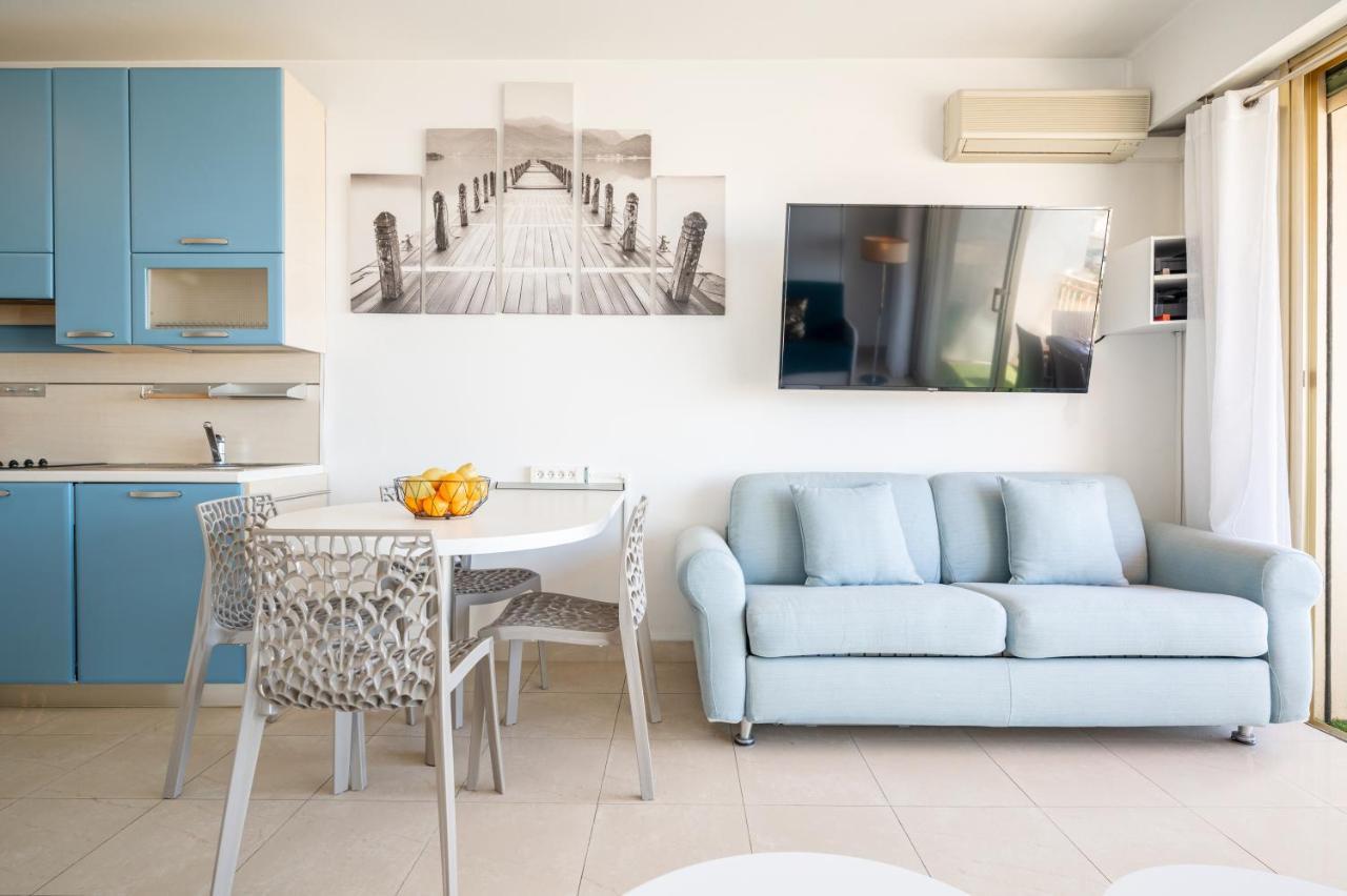 La Grande Palmeraie - Spacieux Studio Avec Vue Mer, Terrasse, Port De Garavan Ментона Экстерьер фото